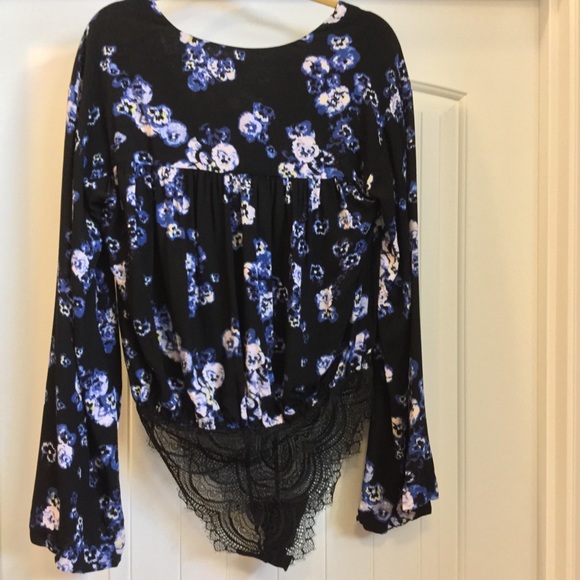 NWT S&M Free People Forties Feel floral bodysuit - Picture 3 of 5